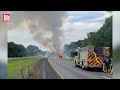 Brennender Feuerwerks-Anhänger legt Autobahn in den USA lahm und sorgt für Sperrung!
