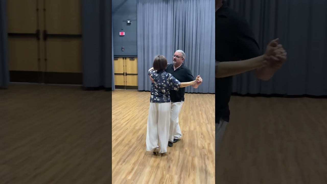 Viennese Waltz beginner lesson: Reverse Turn 2. Bloomington, MN (Ballroom & Latin Dance Club).