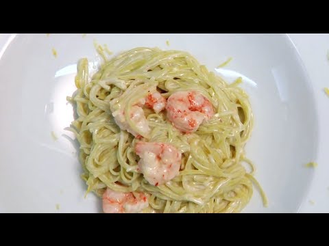 Pasta ricetta: Tagliolini verdi con gamberi e limone_uChef_TV