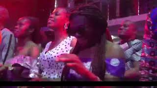 HOTTEST GYRATION PRAISE YOU HAVE HEARD IN A CHURCH!