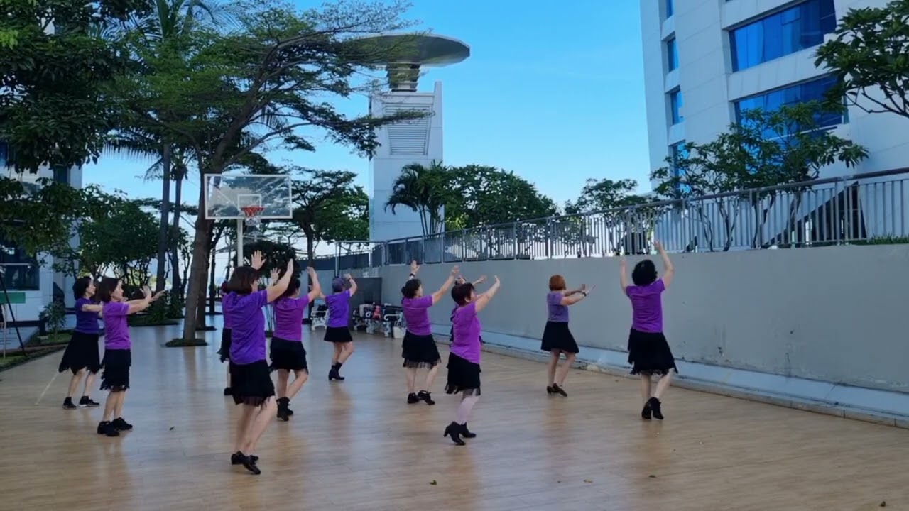 Teras line dance