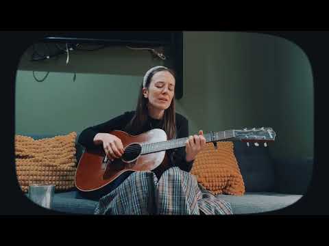 "Have You Ever Seen The Rain" - Margaret Glaspy (Live From The Green Room)