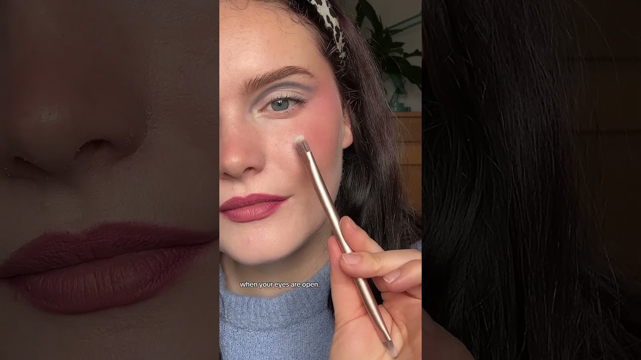 Редакционная синяя тематика 