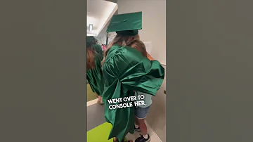 Little Sister Gets Emotional Seeing Her Big Sister Graduate High School 
