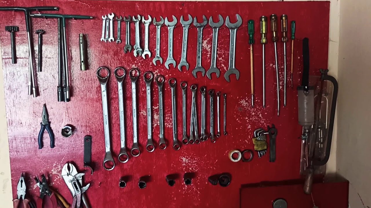 மெக்கானிக் வேலை செய்ய தேவைப்படும் அடிப்படை கருவிகள்