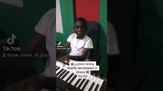 The Piano Strings Heat Up My Spirit