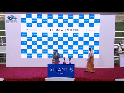 كأس دبي العالمي 2022 | تتويج الشيخ راشد بن حميد النعيمي مالك الخيل  الإماراتي