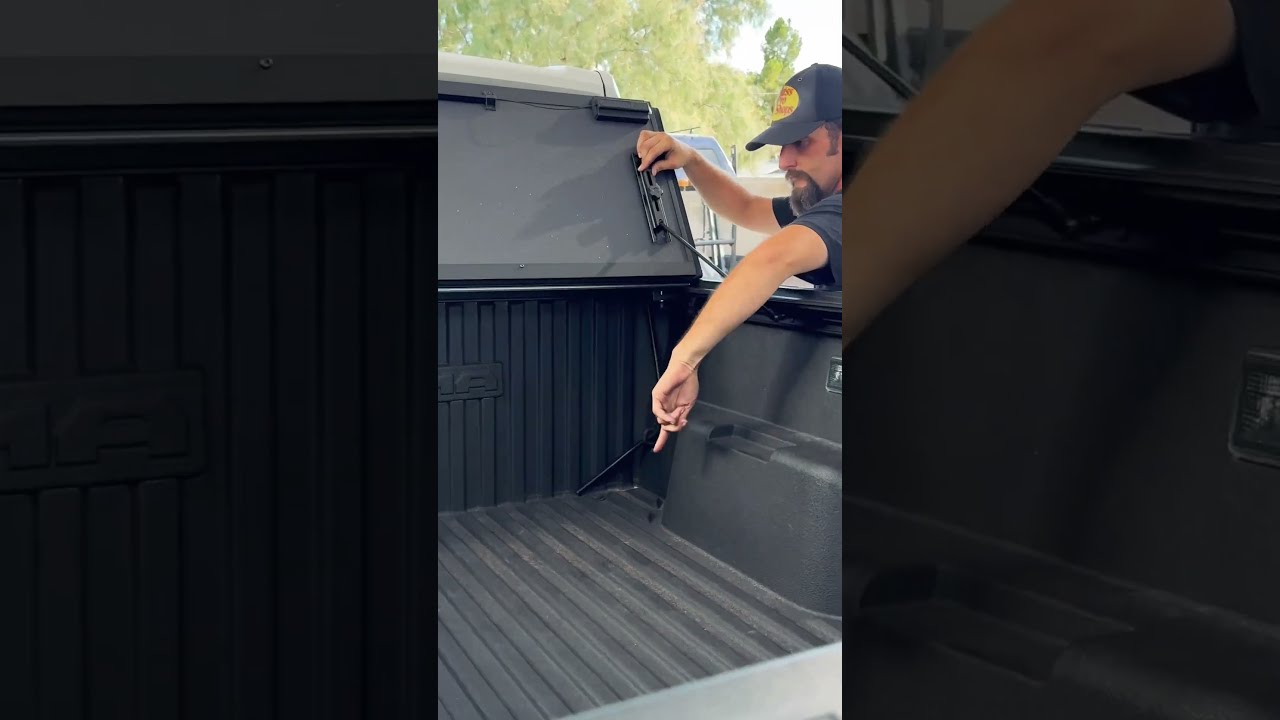 2024 Toyota Tacoma Tonneau Cover BakFlip Mx4