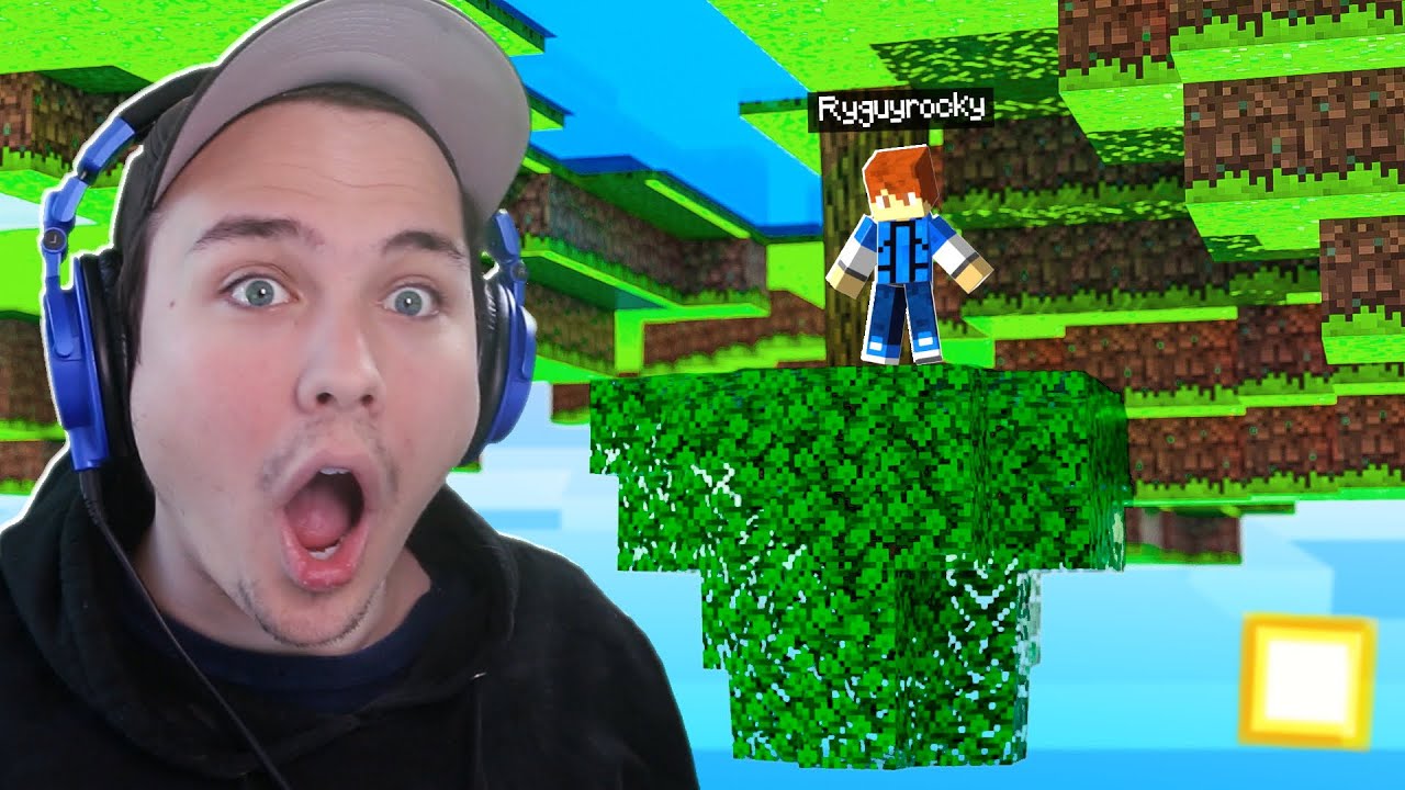 I Challenged my friends to UPSIDE DOWN Minecraft! - YouTube
