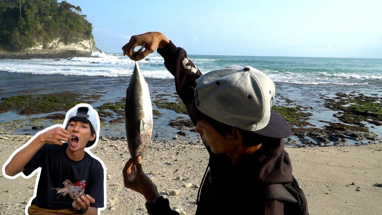 Sensasi Bakar Ikan Hasil Buruan Nelayan Dan Makan Langsung Di Tepi Pantai