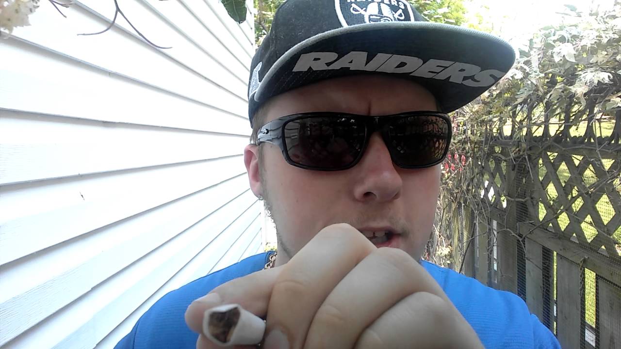 Du Maurier Distinct Silver Review YouTube Du Maurier Distinct Silver Review YouTube