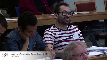 Ernst Kuwert:  L² curvature for surfaces in Riemannian manifolds