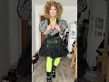 Ähm ja…die #80s #80sfashion #80svibes #karneval #perücken #feeling #50sstyle