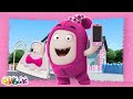 Pink Makes Newt Happy When She&#39;s Feeling Blue! 👝 | Oddbods Cartoons | Funny Cartoons For Kids