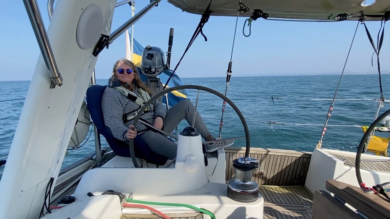 EP 26 – Sailing slowly to Cherbourg and more boatwork   HD 1080p