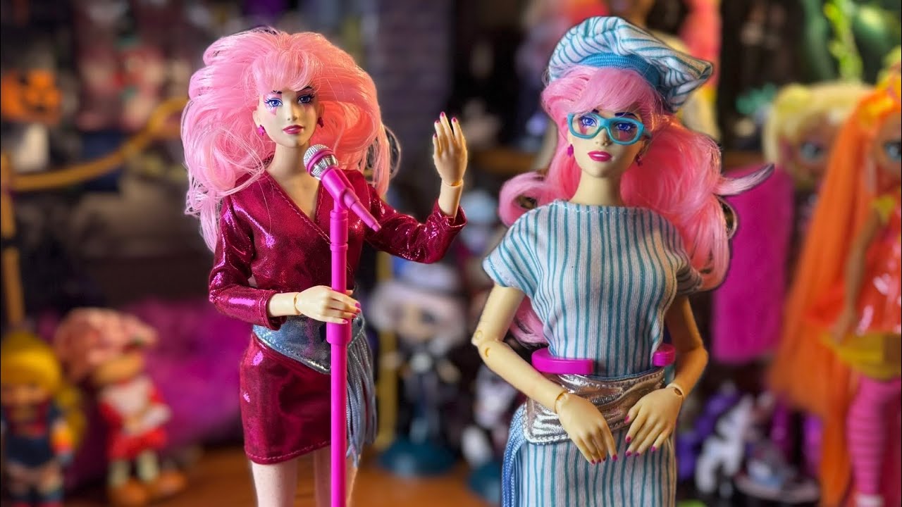 Retro glam! Jem & The Holograms Jem Classic 12
