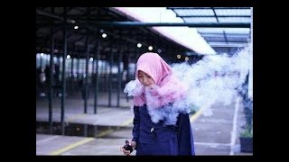 Cewe berhijab jago vape