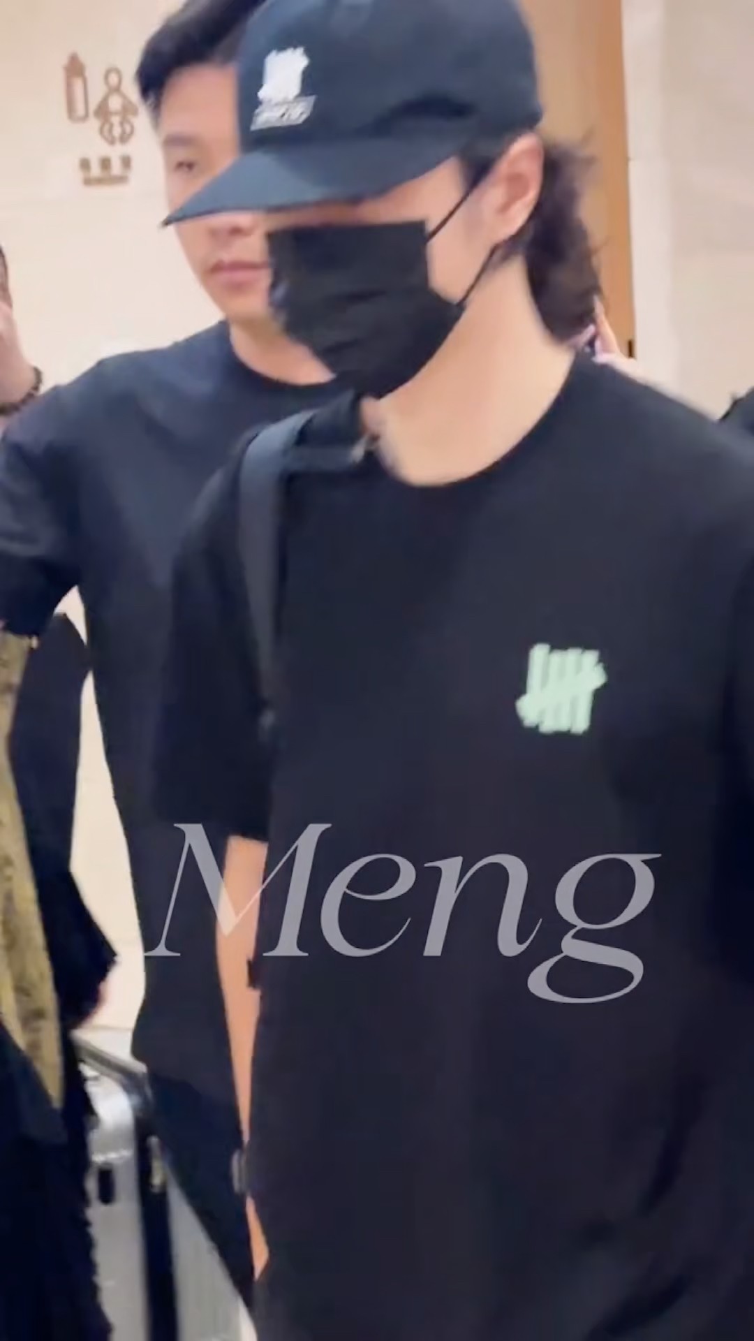一博要回北京了🛫🥰💚25.6.2026 #王一博#wangyibo #85racing #shenzhen