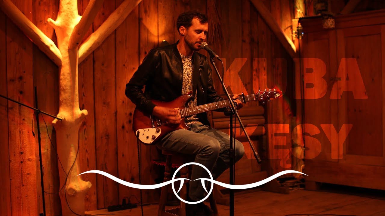 Kuba Kęsy w Tle dla Mew - fragment koncertu