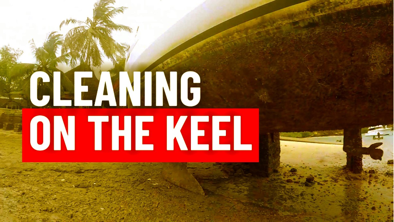 ⁣Cleaning a Yacht Hull on the Keel | A Method We Didn’t Believe Was Possible
