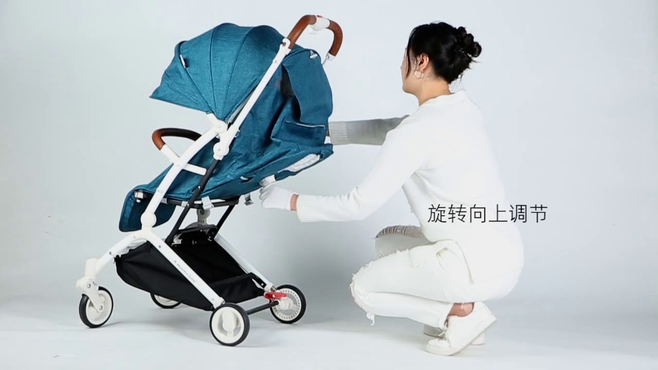 The operating action of the baby stroller