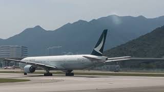 Cathay Pacific Boeing 777-367 taking off from Hong Kong