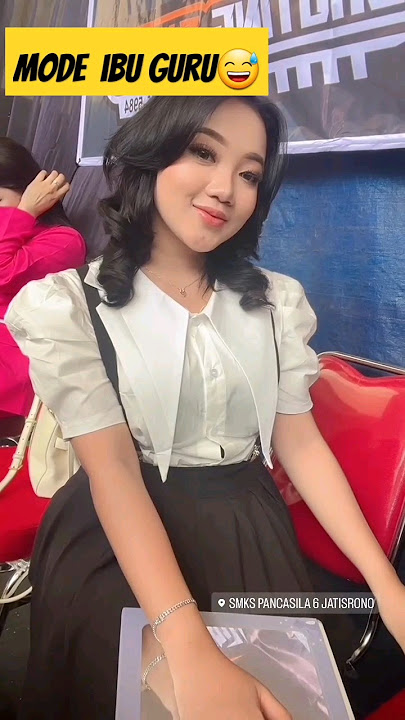 ARNETA JULIA MODE IBU GURU #adella #dangdutkoplo #arnetajulia