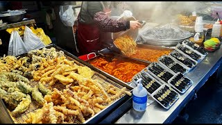 하루에 떡볶이 30판 완판! 아침부터 줄서는 맛집! 고강제일시장 튀벅 | Tteokbokki and deep fries in Bucheon