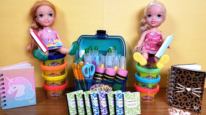 Elsa and Anna toddlers get supplies - back to school