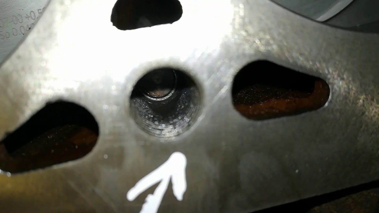 Renault Logan восстановление резьбы в блоке крепления ГБЦ - YouTube