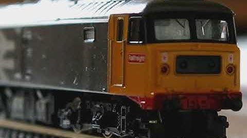 Minitrix Class 47 Railfreight locomotive 47378, pencil sharpner and brake