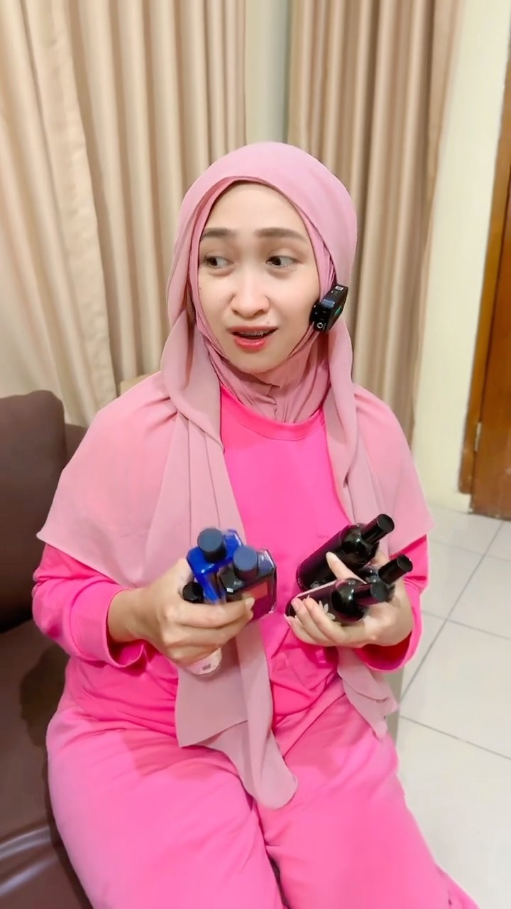 AINUN DAPET BANYAK PARFUM