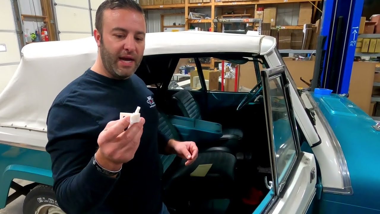 Sun Visor Clips, Ivory, 1967-1973, Jeepster Commando and Commando