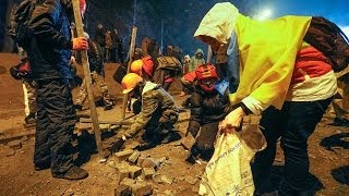 Беспорядки В Киеве: Митингующие Забрасывают Спецназ Камнями. 2014