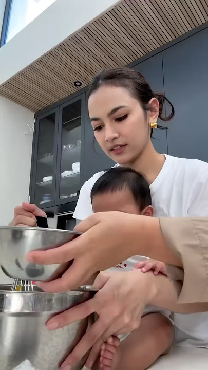 Download lagu Selina ikut baking🍰 #mahalini #rizkyfebian #shorts #tiktok #trending #artist #hiburan #baking