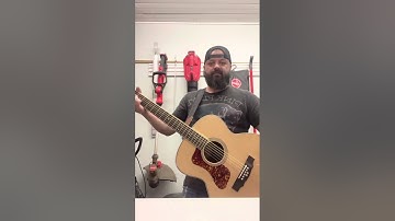 My Guild BT258E deluxe baritone