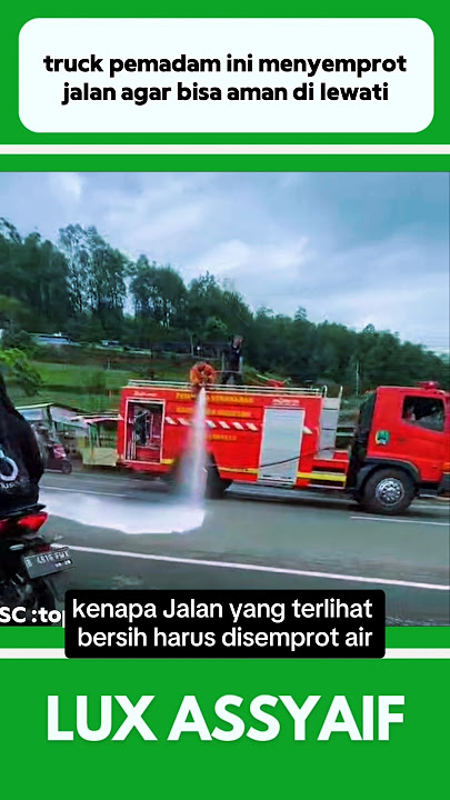 TRUCK PEMADAM INI MENYEMPROT JALAN AGAR BISA AMAN DI LEWATI #shorts