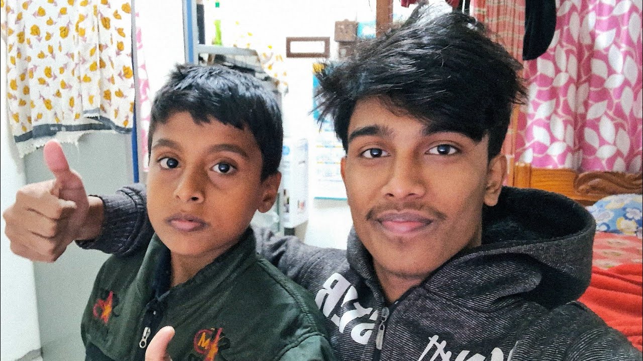 Aj Ami R Rohit Onek Golpo Korlam 😁