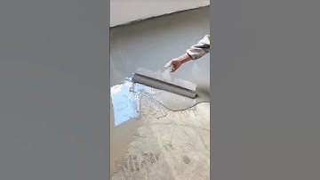 A simple method for leveling cement mixture on the floor area of ​​a building #shorts