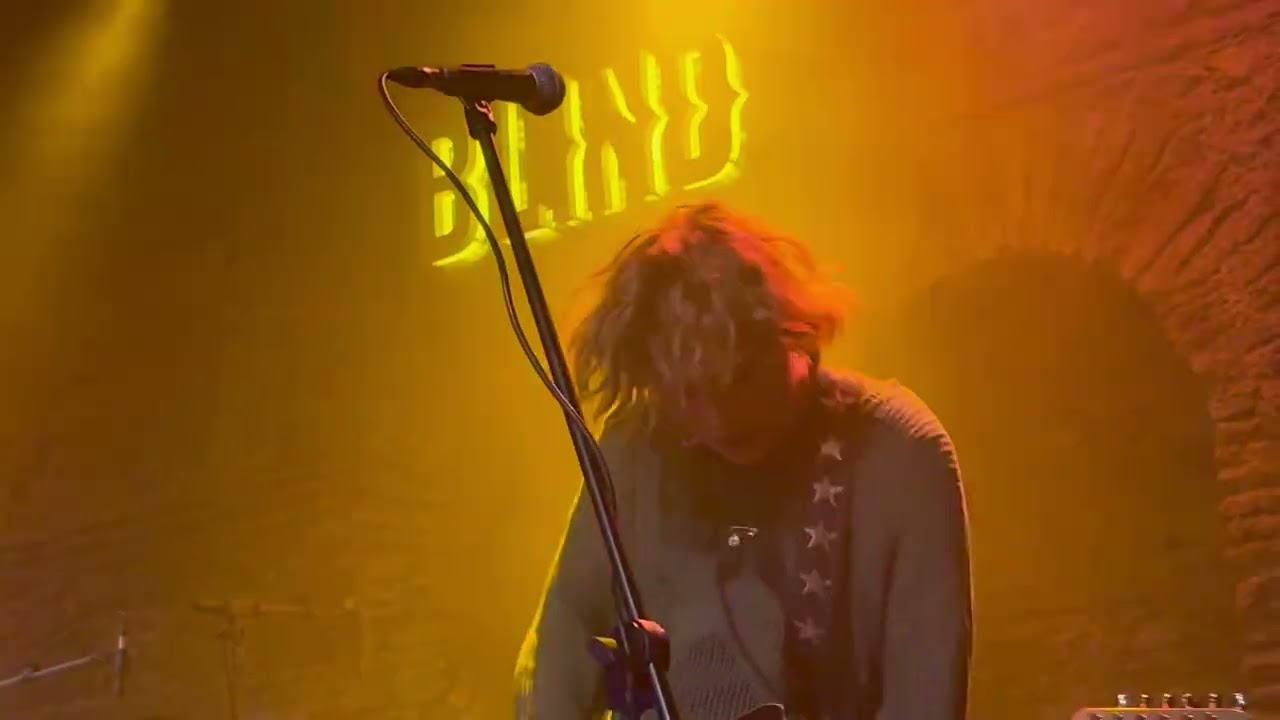 been stellar - start again pt.2 (live in istanbul, 8.7.25)