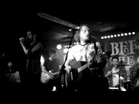 Tonton Suburban Dirts: 'The Weight' - Live at Before The Gold Rush: Under The Influence di YouTube Tonton Suburban Dirts: 'The Weight' - Live at Before The Gold Rush: Under The Influence di YouTube