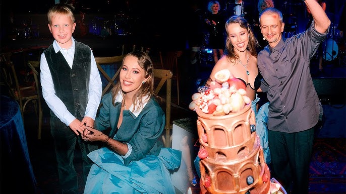 Eshak va teshik fotosurati