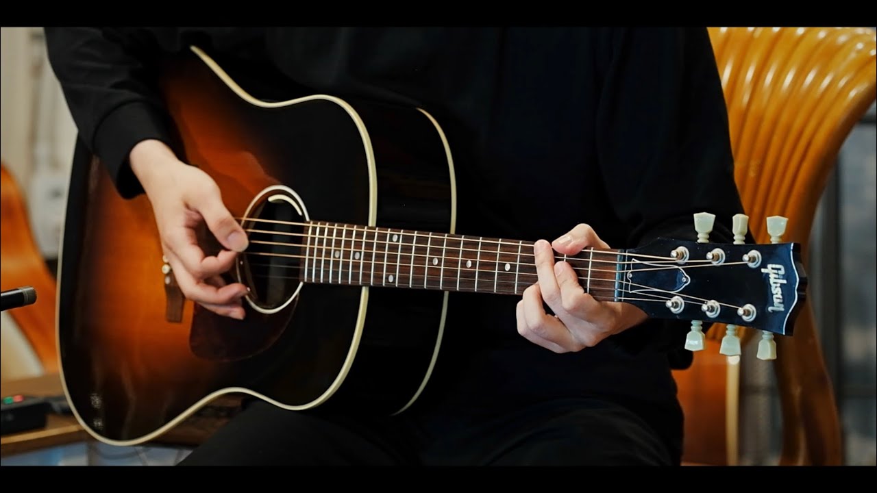 Gibson J-45 VS Taylor 314ce