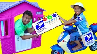 Wendy Pretend Play w\/ Post Office Mailbox Kids Dress Up Mail Carrier Costume Toys