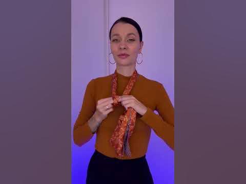 Как завязать тонкий , шелковый шарфик - YouTube