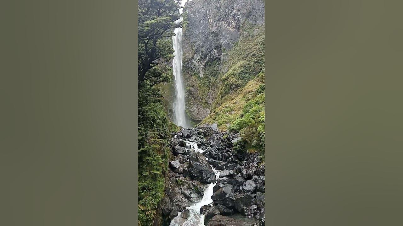 Devil's punchbowl waterfall😊 #music #remix #waterfall #song #youtube #watchonceuwillloveit Devil's punchbowl waterfall😊 #music #remix #waterfall #song #youtube #watchonceuwillloveit