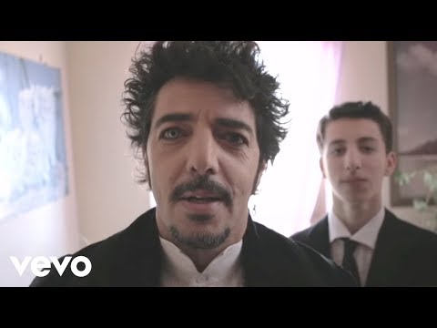 Max Gazzè - Sotto casa (Official Video)