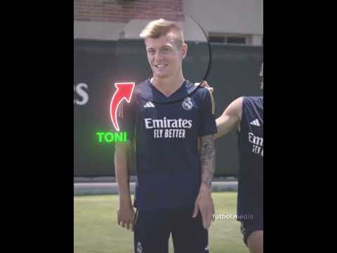 Toni Kroos Corner Kick Practice 😲