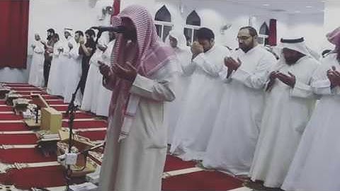 القارئ اليمني :  محمد صالح:  دعاء خاشع و مبكي