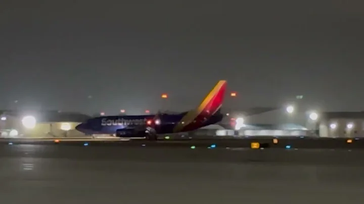 Good Morning from HOU! Jet Fuel Sunrise & Plane Spotting (12/02/25)